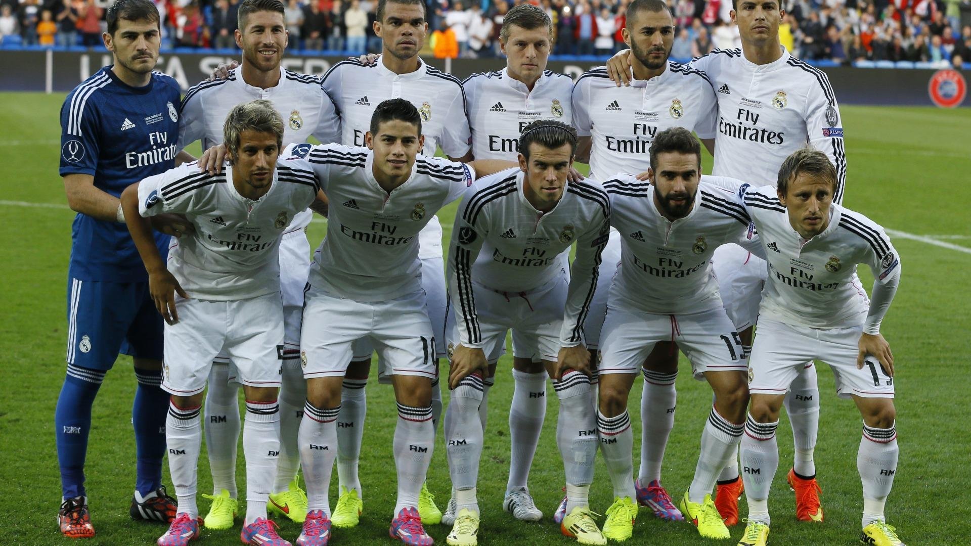 落后局面下球队众志成城完成逆转激励人心，落后两球逆转