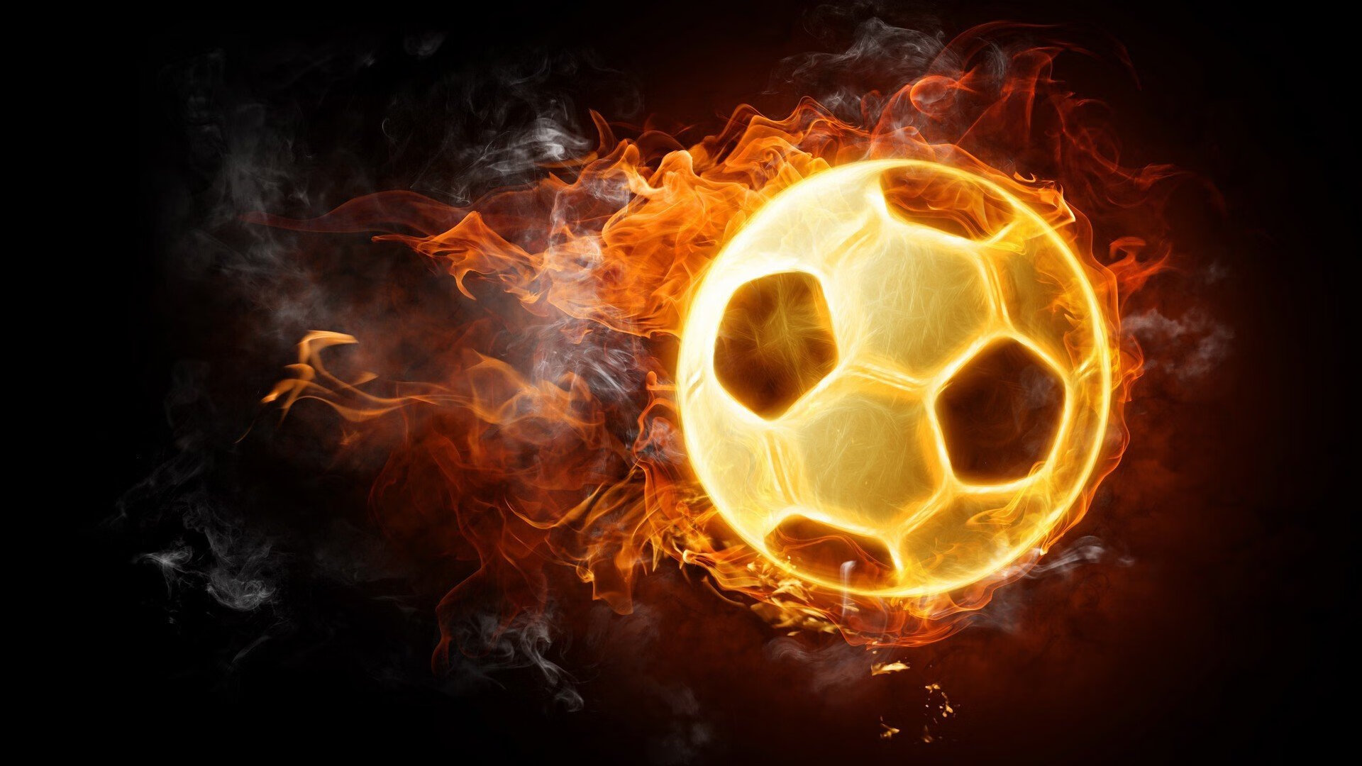 青训中心建立球员成长档案系统便于长期观察，青训队足球